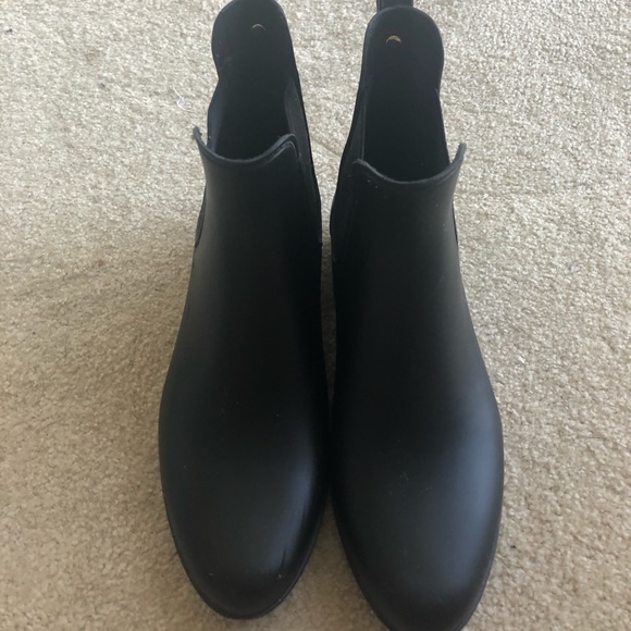 Sam Edelman Tinsley rain boots in black - Picture 2 of 5
